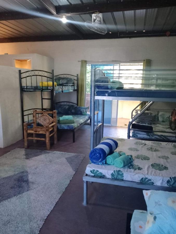 Two Crazy Monkeys Hotel Bakhawan Ngoại thất bức ảnh