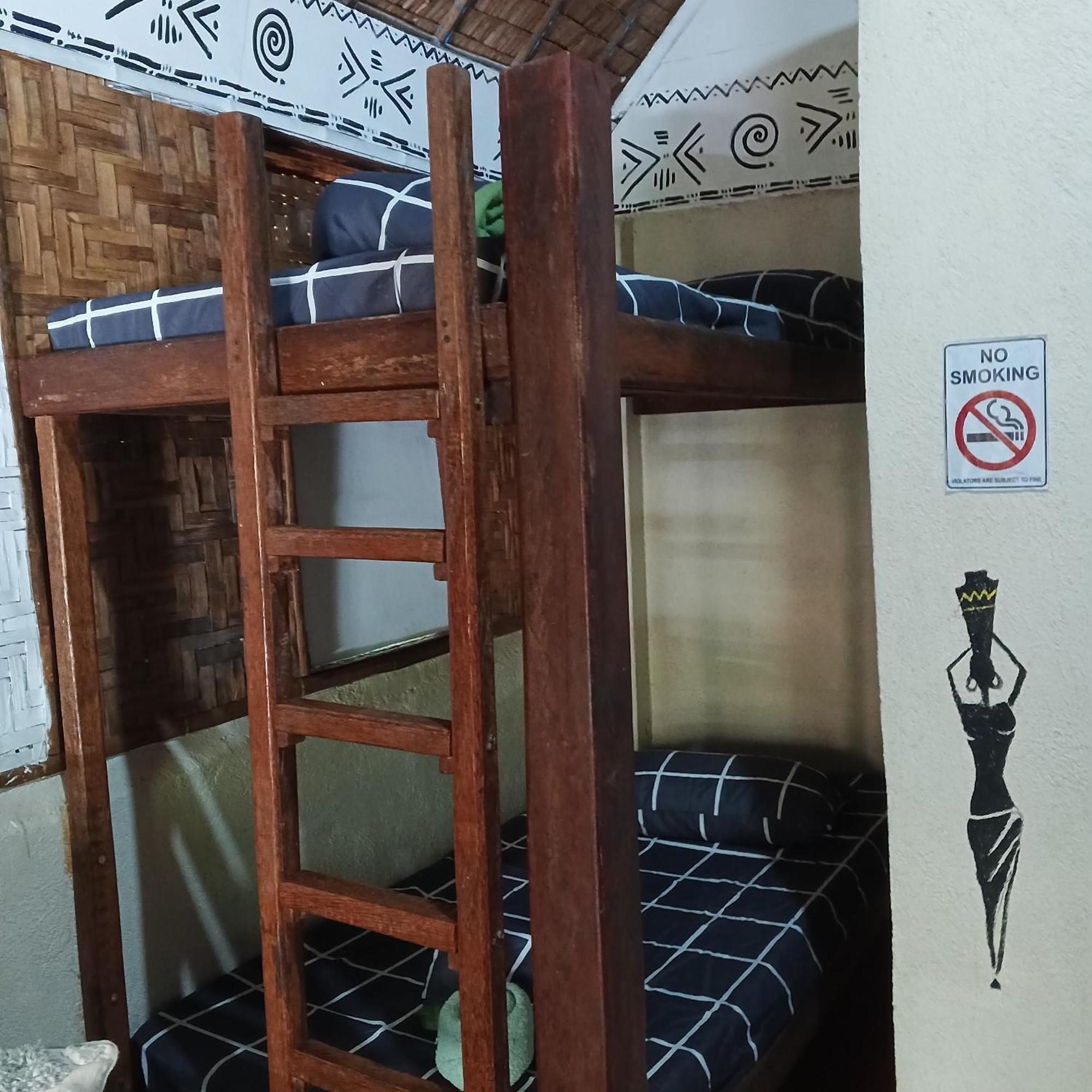 Two Crazy Monkeys Hotel Bakhawan Ngoại thất bức ảnh