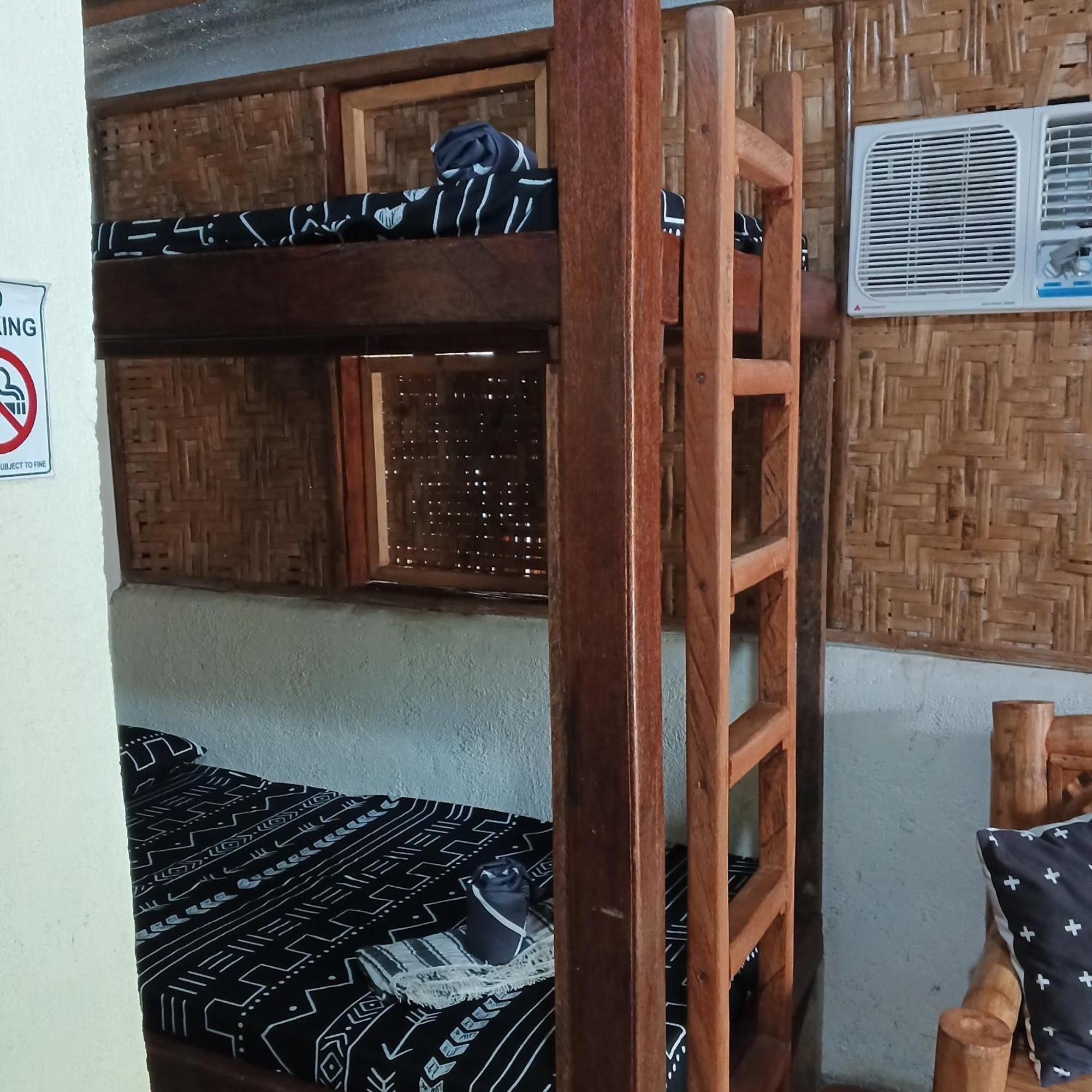 Two Crazy Monkeys Hotel Bakhawan Ngoại thất bức ảnh
