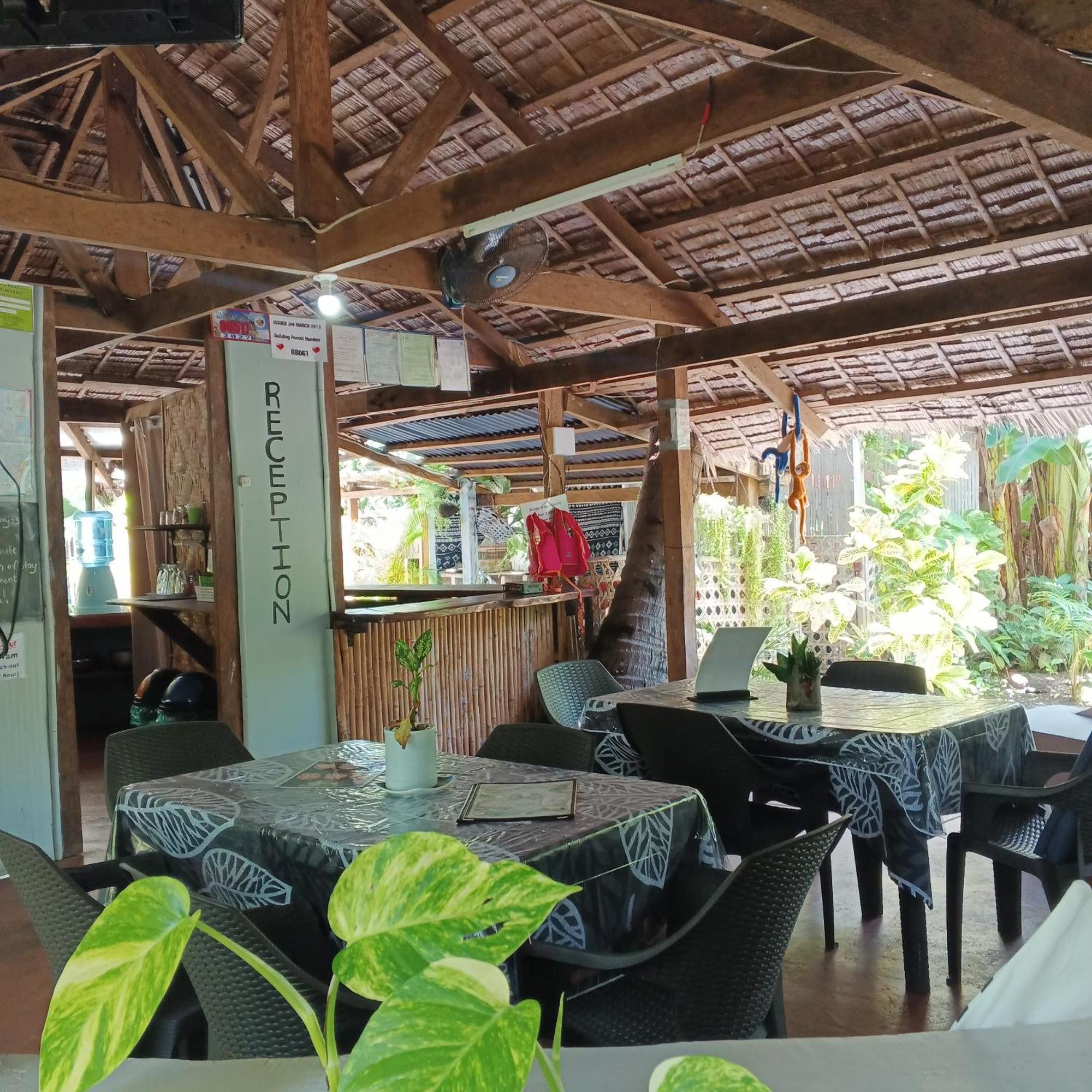 Two Crazy Monkeys Hotel Bakhawan Ngoại thất bức ảnh