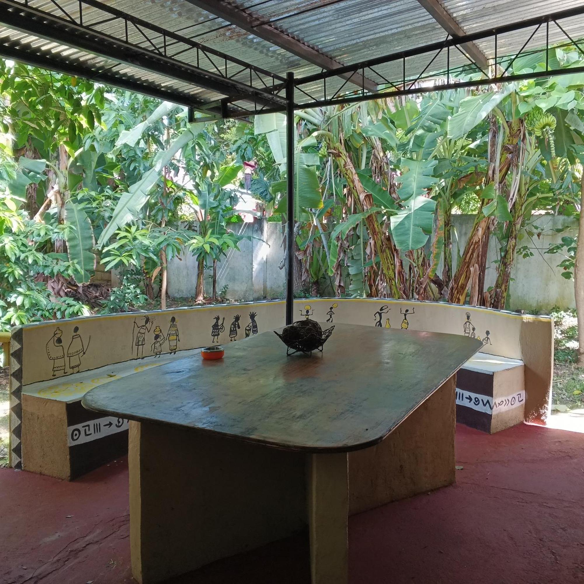 Two Crazy Monkeys Hotel Bakhawan Ngoại thất bức ảnh