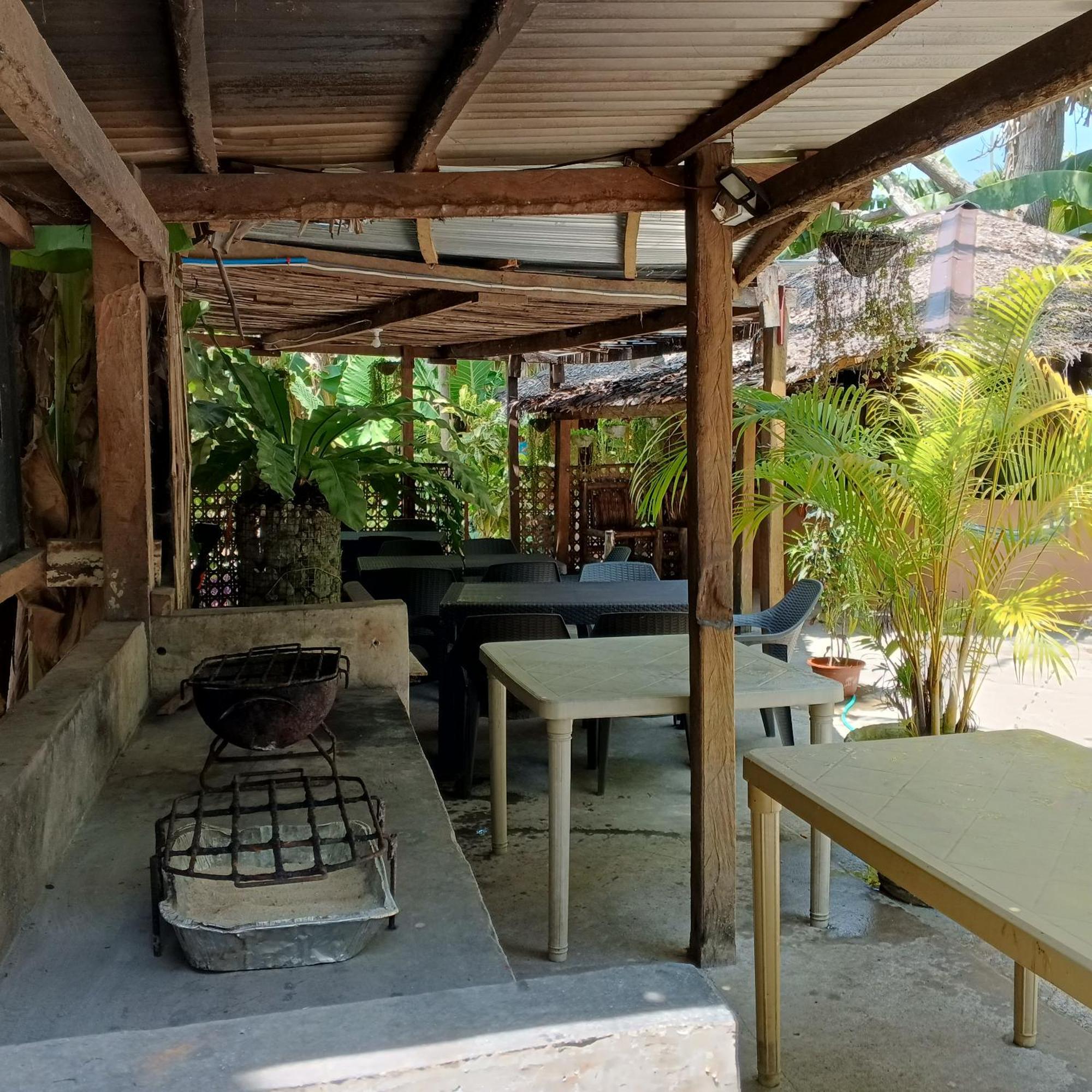 Two Crazy Monkeys Hotel Bakhawan Phòng bức ảnh
